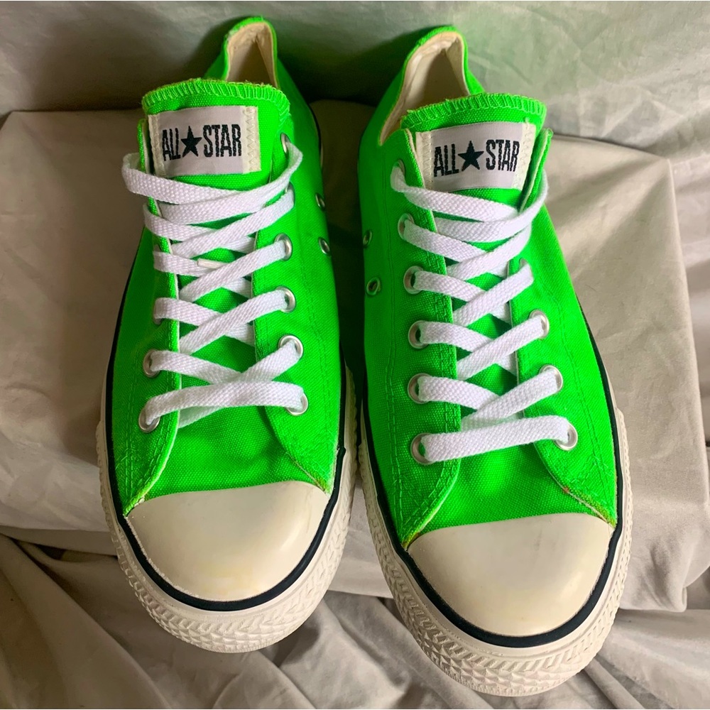 Converse, neon green, size 8M/10W